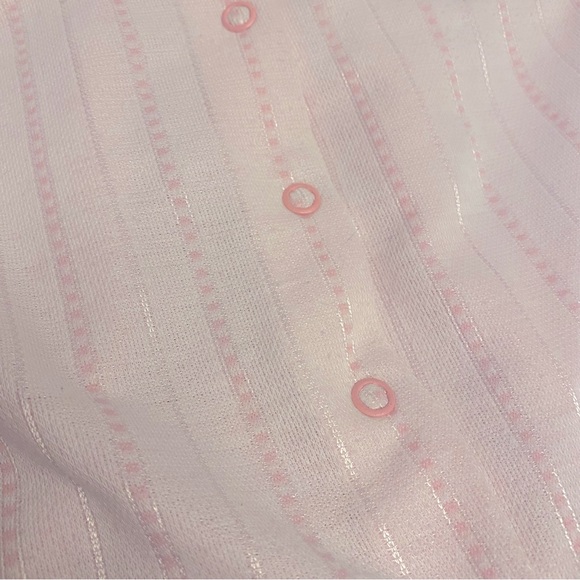 Baby Dior Up to 11lbs Floral Luxury Embroidered Baby Onesie - Picture 7 of 7